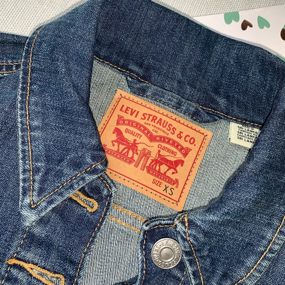 Levi’s Original’ Trucker Denim Jacket (NWOT) - Picture 5 of 7